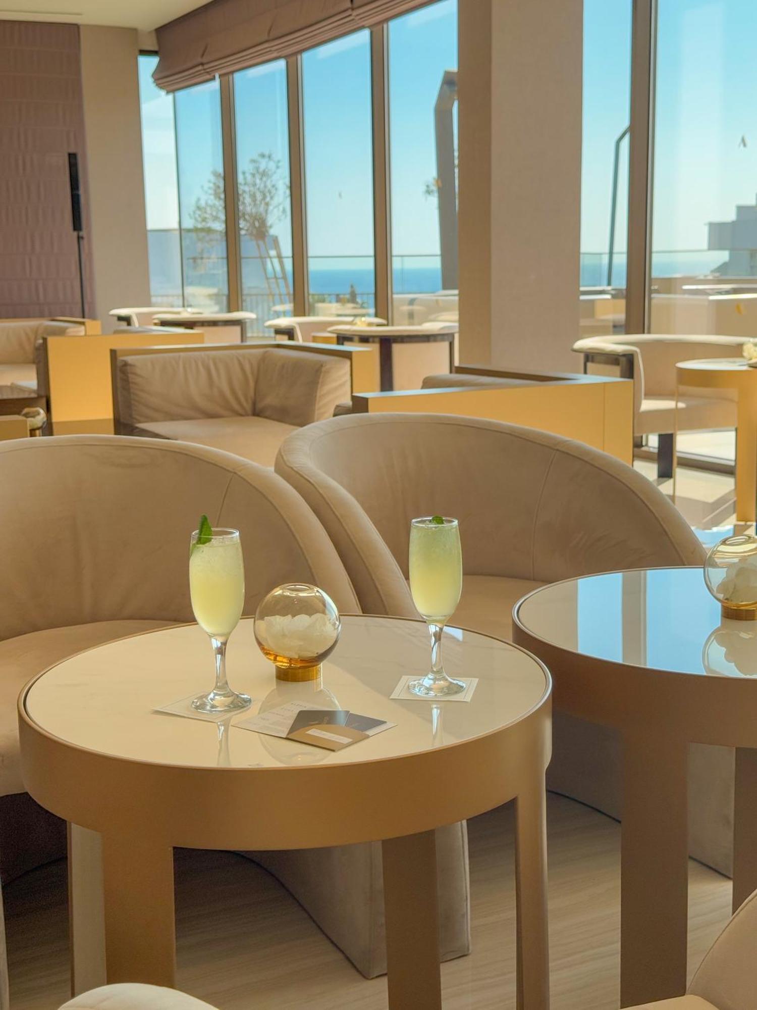 Amarande (Adults Only) Hotel Ayia Napa Bagian luar foto The lounge at the airport